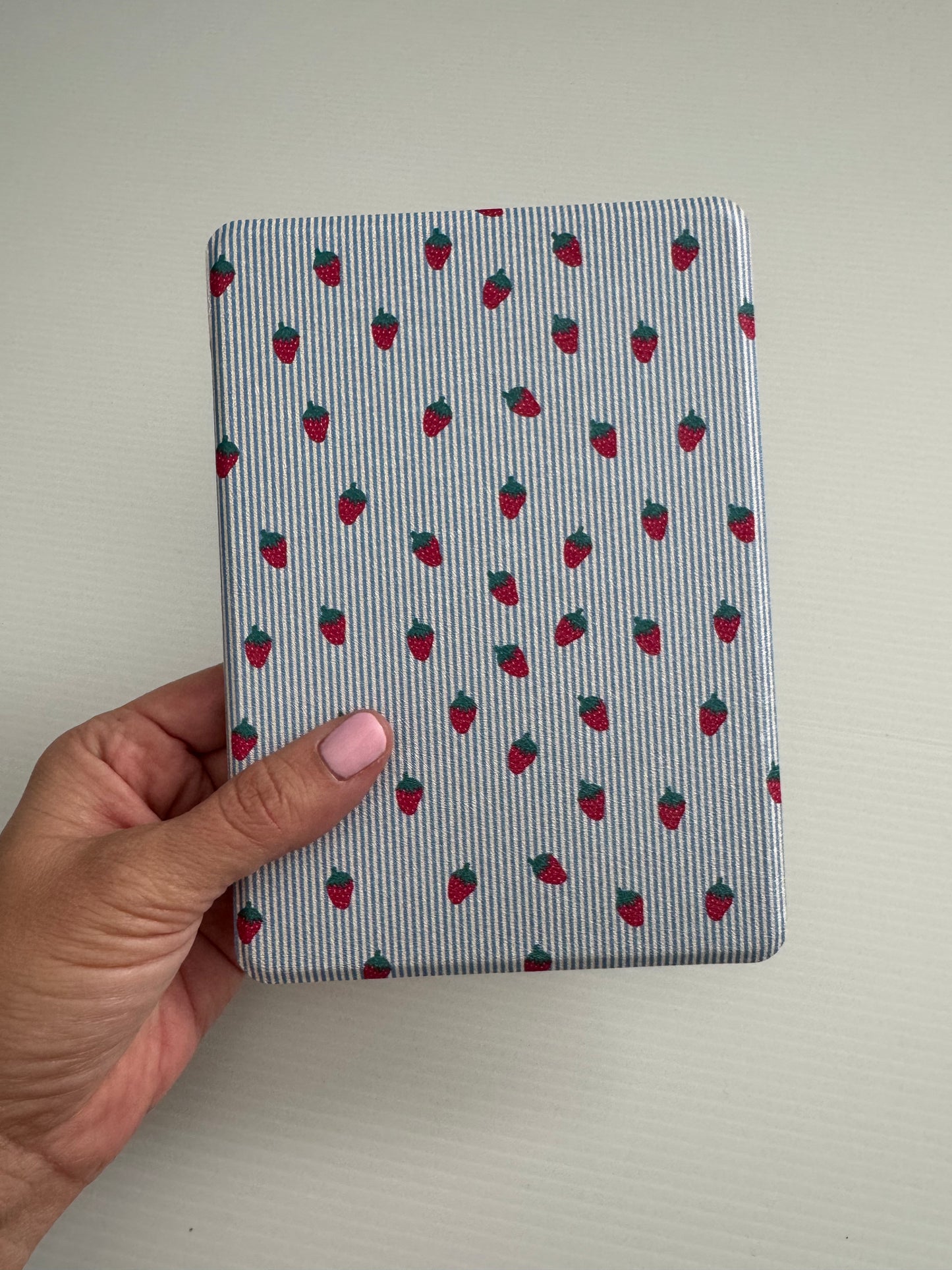 Mini Strawberries + Stripes / Wholesale Clear Back Kindle Cases- PACK of 3